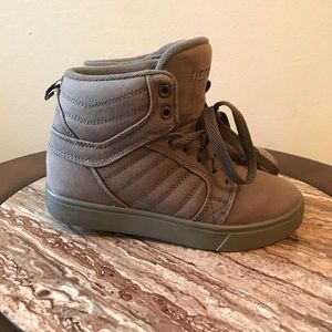 Heelys Uptown Gray Wheel Rolling